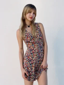 Women Réalisation Par The Isabelli - Heaven