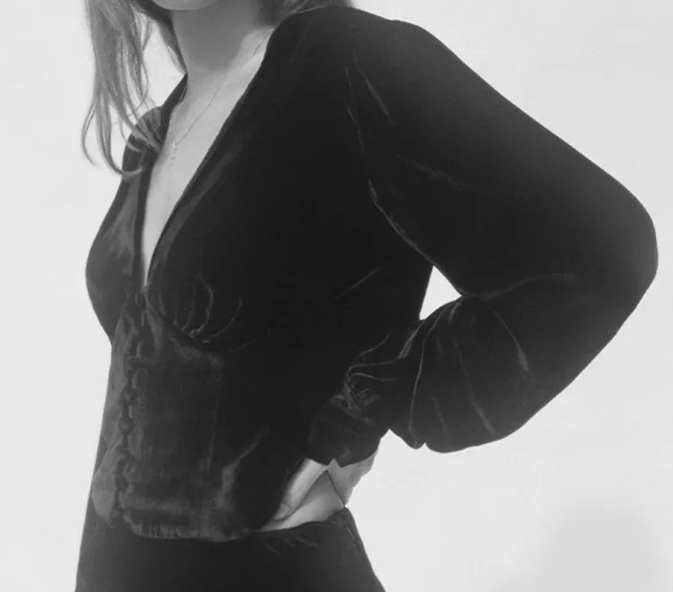 Women Réalisation Par The Kaia - Black Velvet