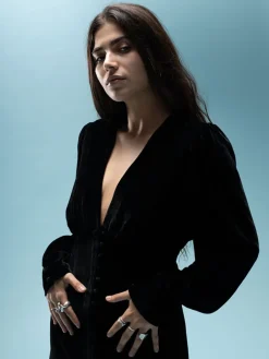 Women Réalisation Par The Leekley - Black Velvet