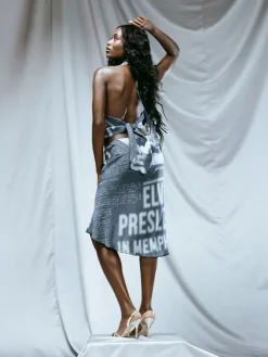 Women Réalisation Par The Memphis- Moody Blue