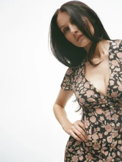 Women Réalisation Par The Monica - Fantasy